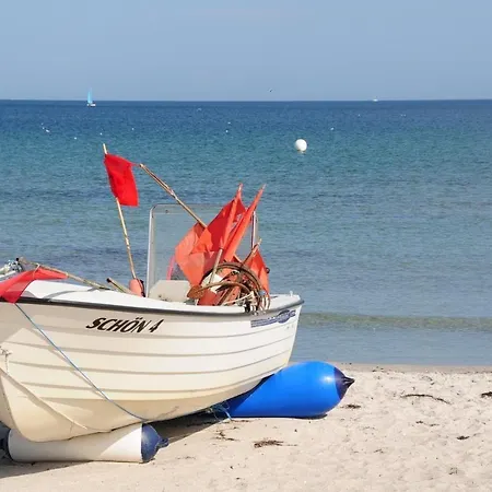 Ferienhaus Strandnahe Ferienhaus Im Friesenstil - Strandläufer *