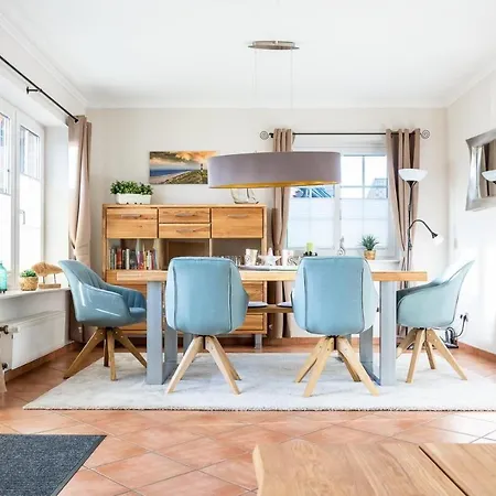 Strandnahe Ferienhaus Im Friesenstil - Strandläufer *