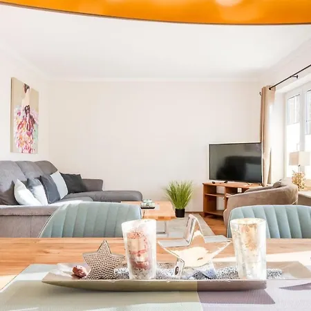 Strandnahe Ferienhaus Im Friesenstil - Strandläufer *