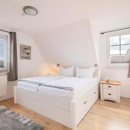 Strandnahe Ferienhaus Im Friesenstil - Strandläufer Schonberger Strand