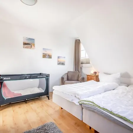 Strandnahe Ferienhaus Im Friesenstil - Strandläufer Ferienhaus Schonberger Strand